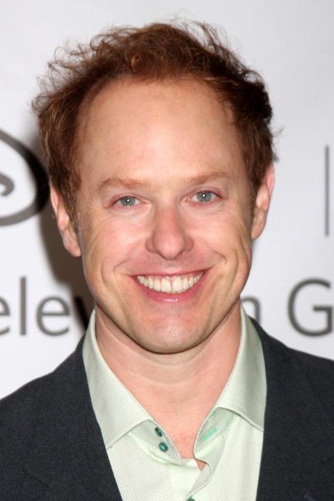 Póster de Raphael Sbarge