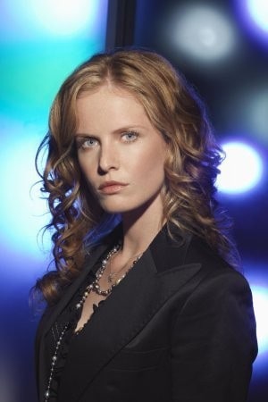 Póster de Rebecca Mader