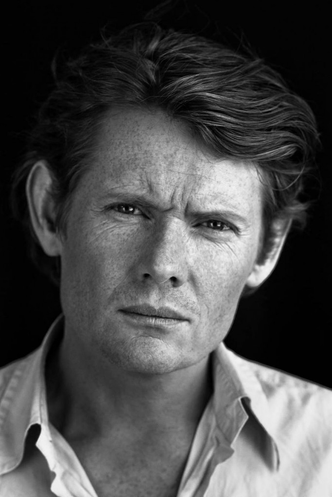 Póster de Julian Rhind-Tutt