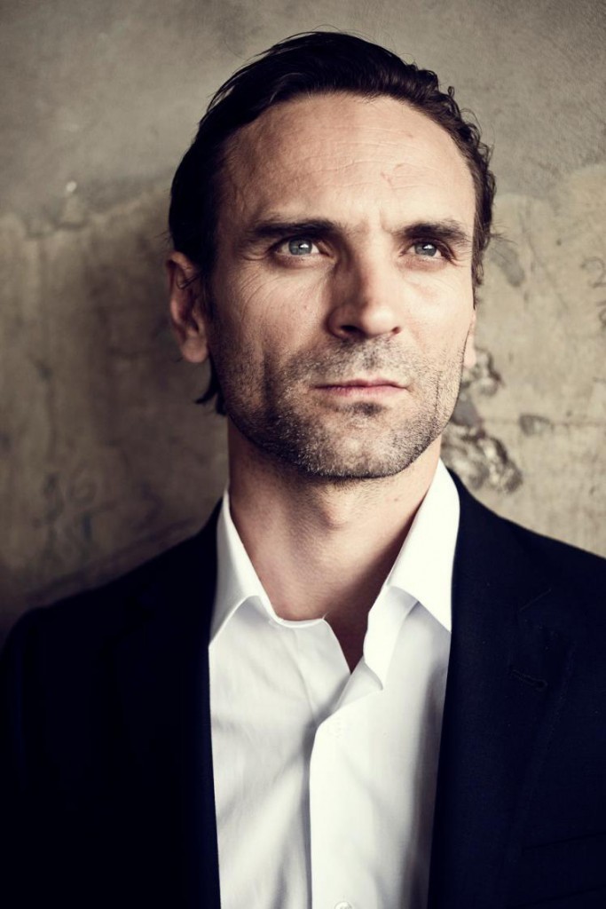 Póster de Arben Bajraktaraj