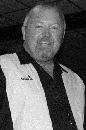 Póster de James G. Hoosier