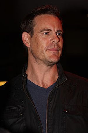 Póster de Aaron Jeffery