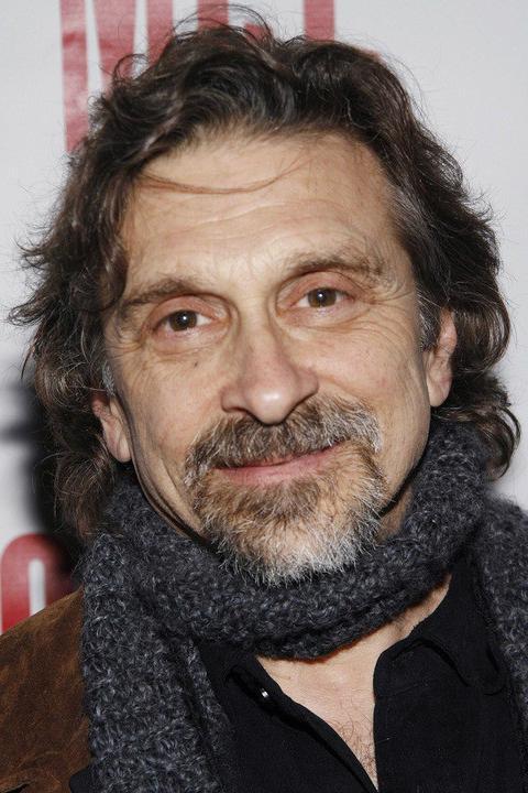Póster de Dennis Boutsikaris
