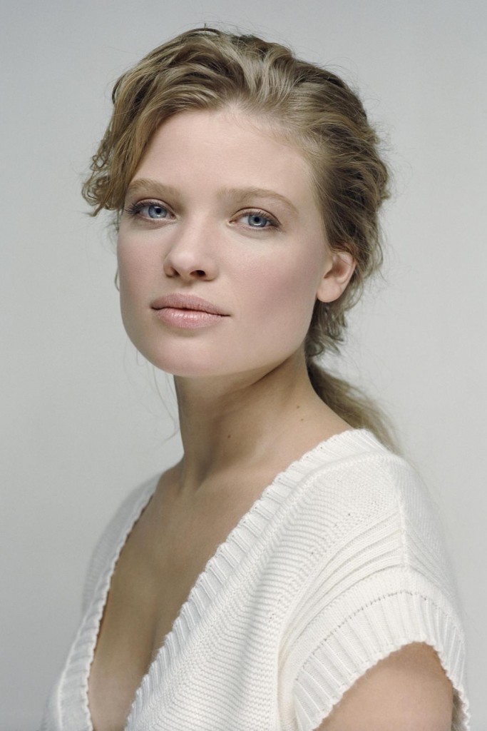 Póster de Mélanie Thierry