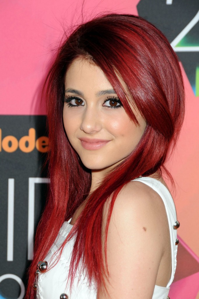 Póster de Ariana Grande