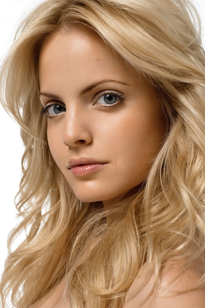 Póster de Mena Suvari