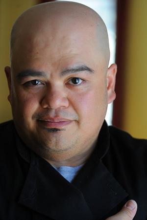 Póster de Alden Villaverde