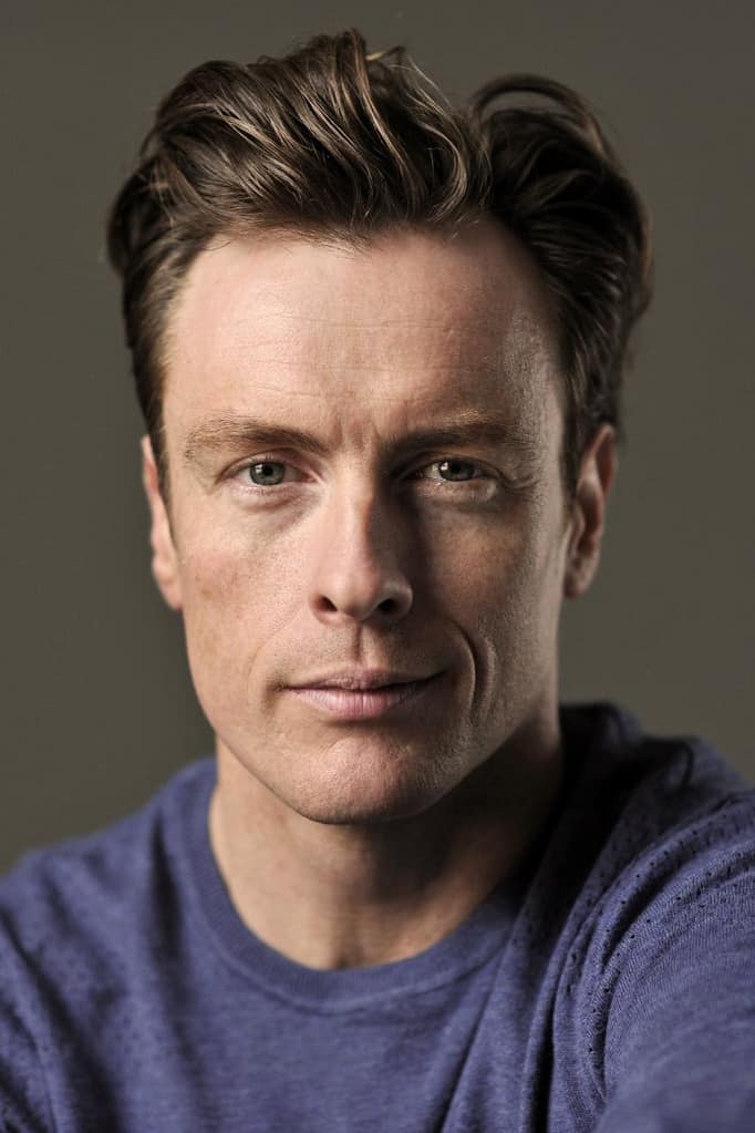 Póster de Toby Stephens