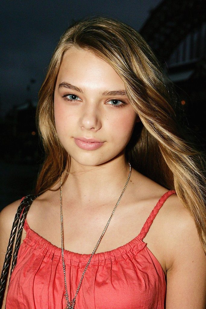Póster de Indiana Evans
