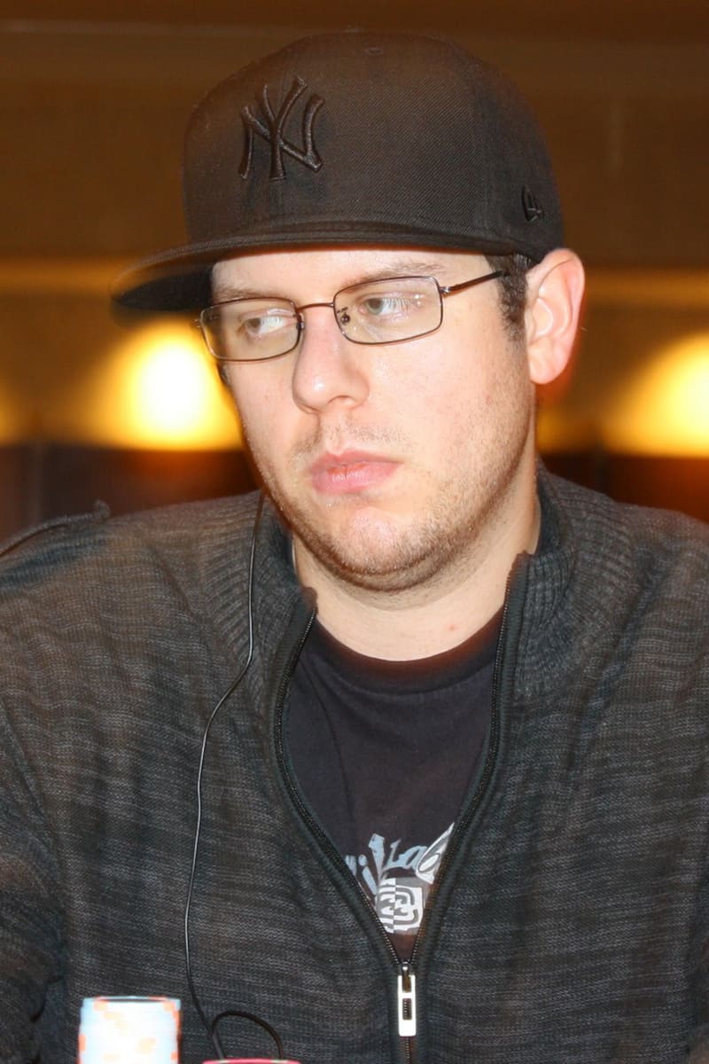 Robert Oliveri - elFinalde, image size:800x1200