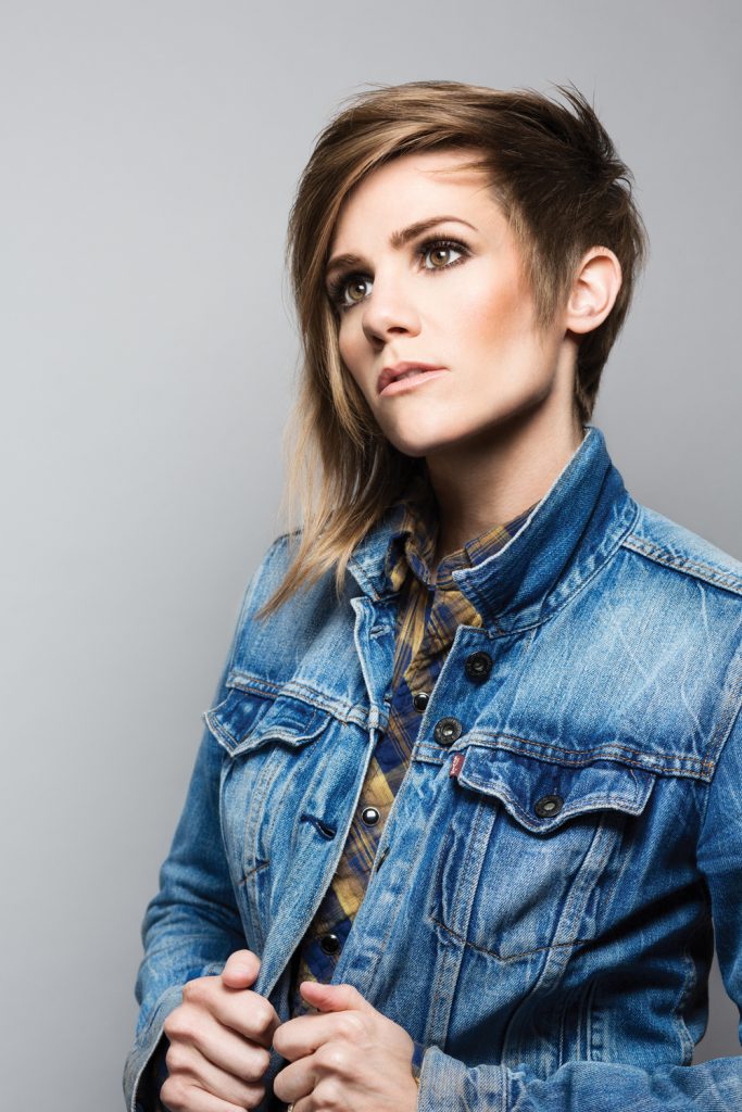 Póster de Cameron Esposito