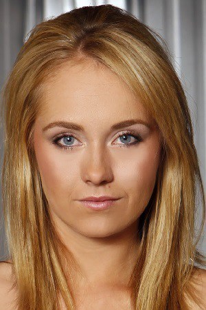 Póster de Amber Marshall