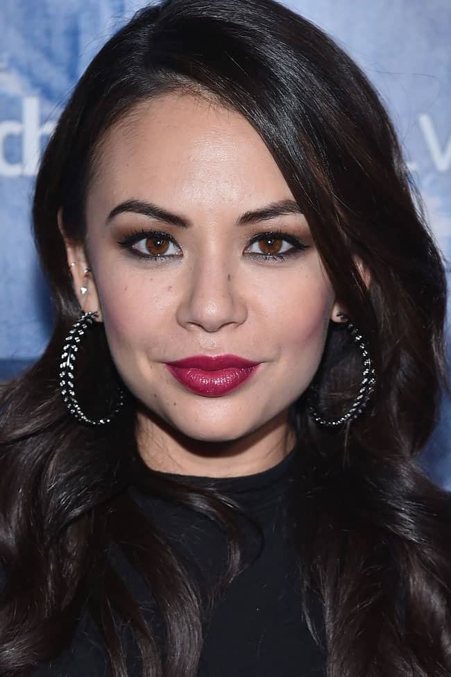 Póster de Janel Parrish