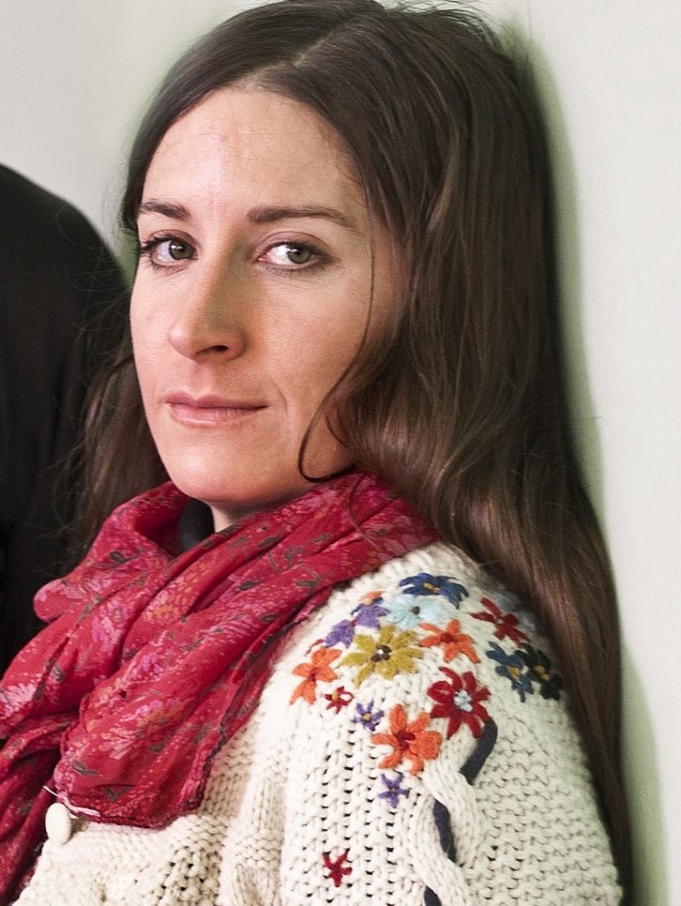 Póster de Karina Fernandez