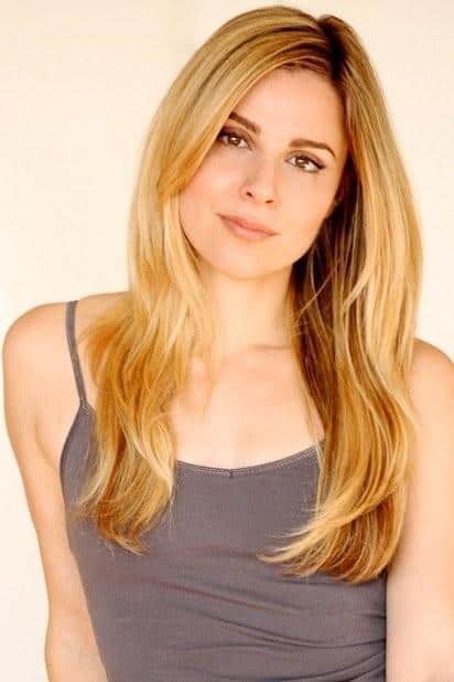Póster de Cara Buono