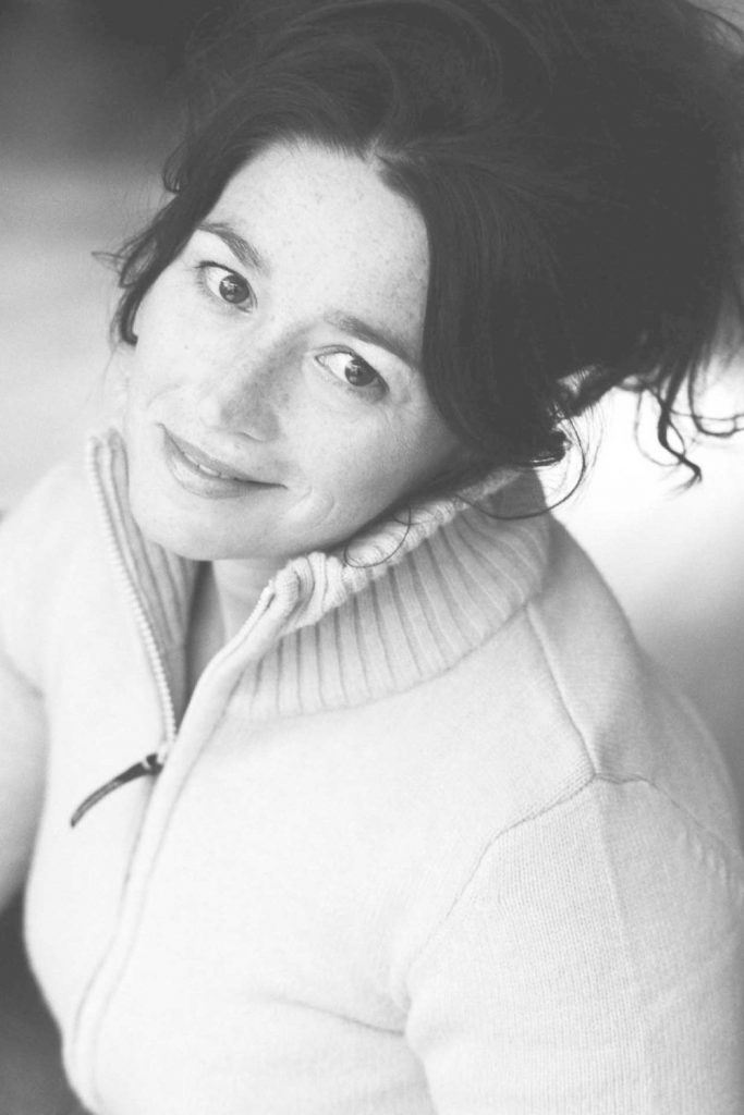 Póster de Emer McCourt