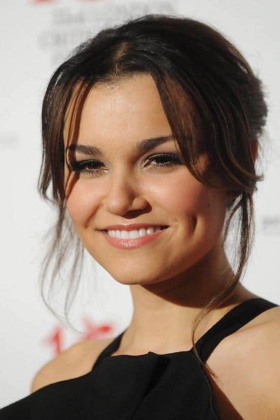 Póster de Samantha Barks