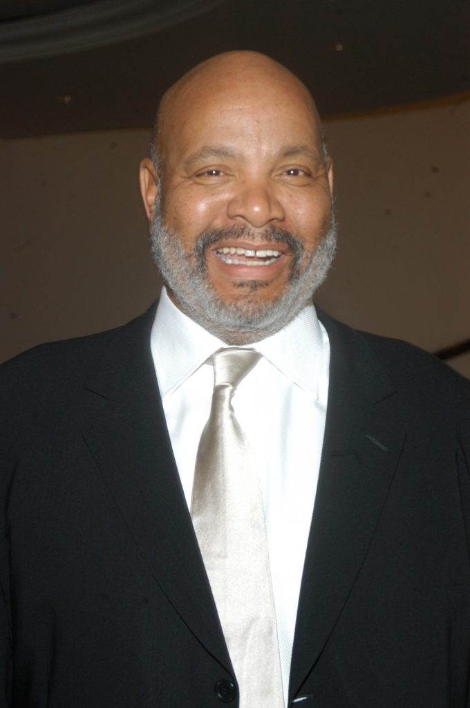 Póster de James Avery