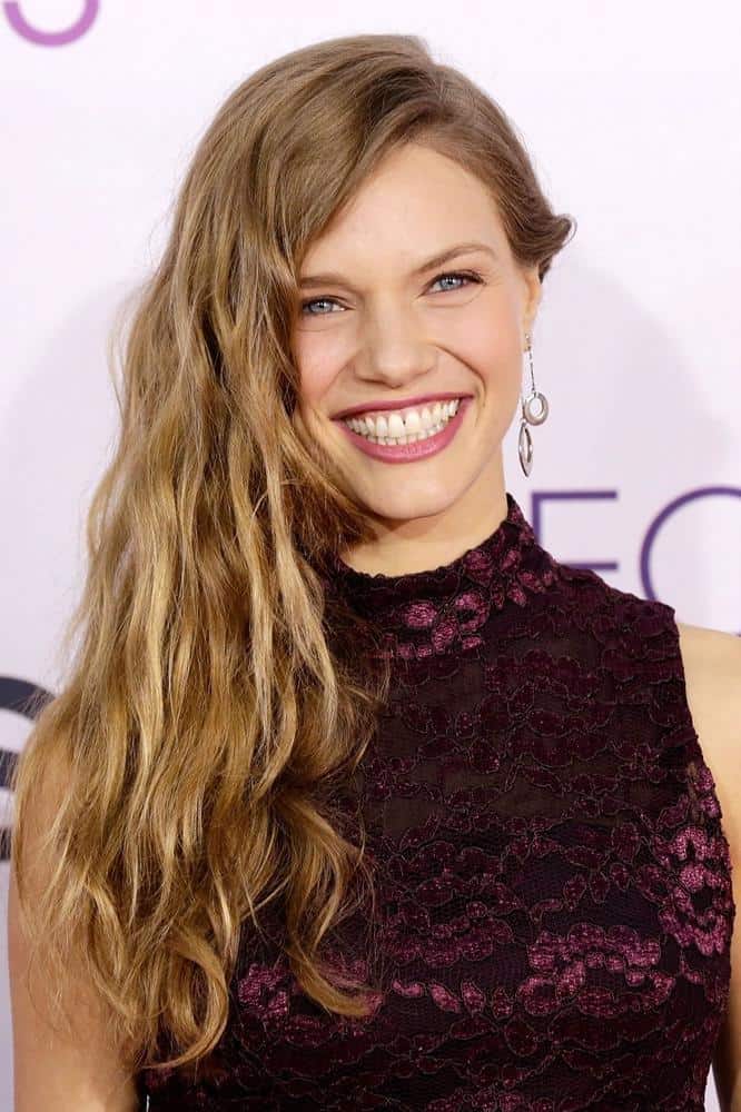 Póster de Tracy Spiridakos