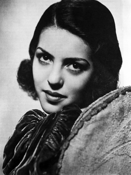 Póster de May Wynn