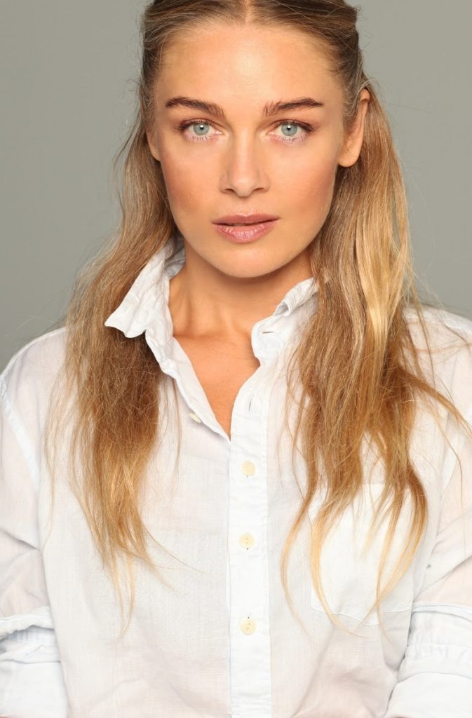 Póster de Elena Kolpachikova