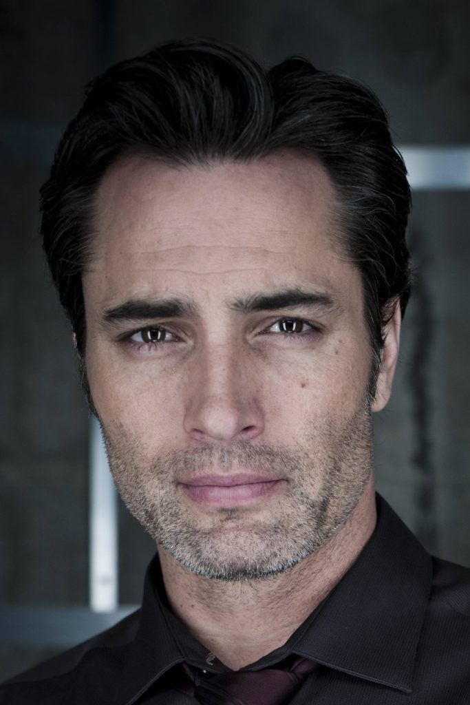 Póster de Victor Webster