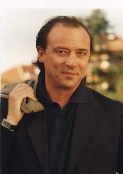 Póster de Mattia Sbragia