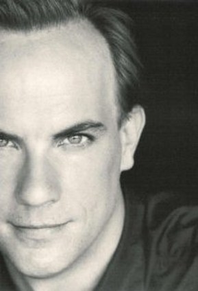 Póster de John Farley