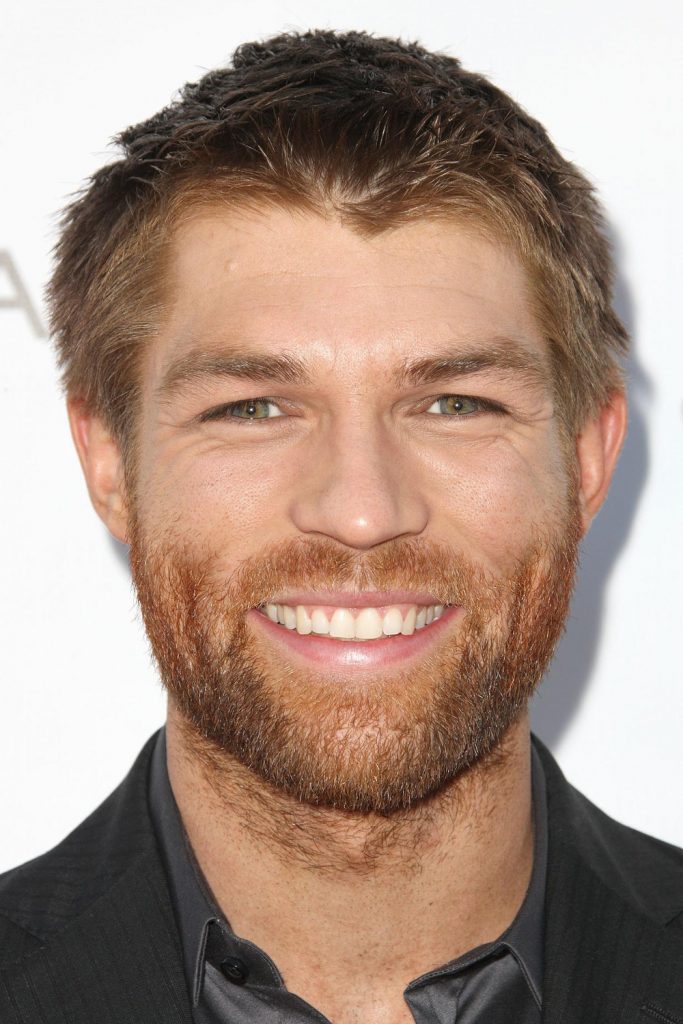 Póster de Liam McIntyre