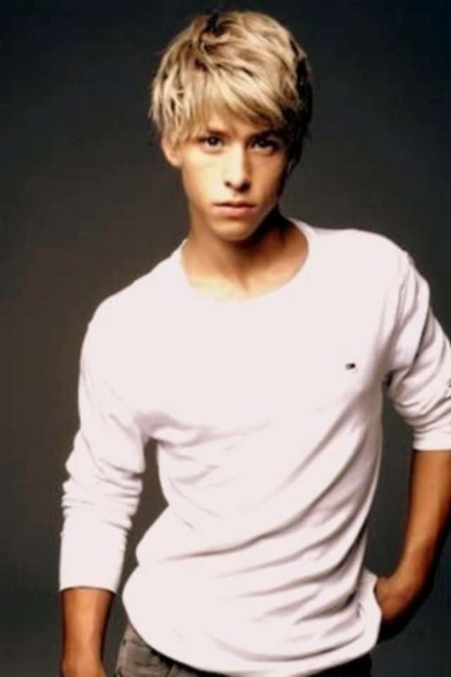 Póster de Mitch Hewer