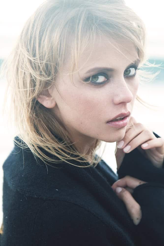 Póster de Riley Voelkel