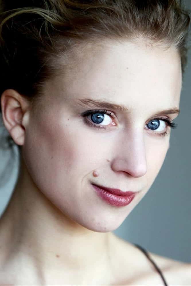 Póster de Caroline Lambert