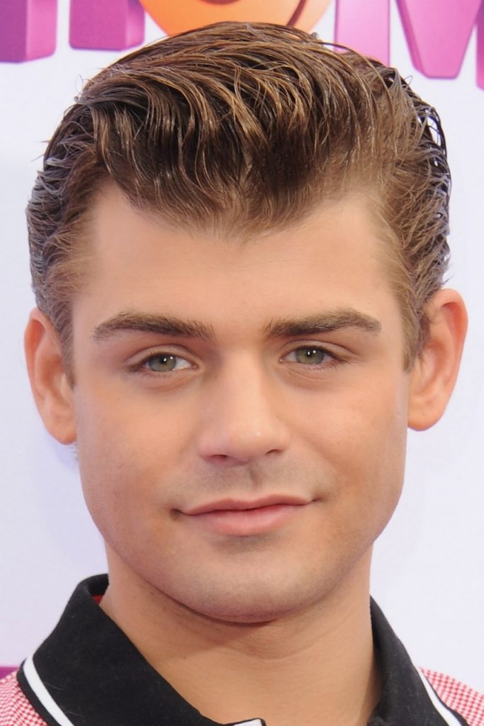 Póster de Garrett Clayton