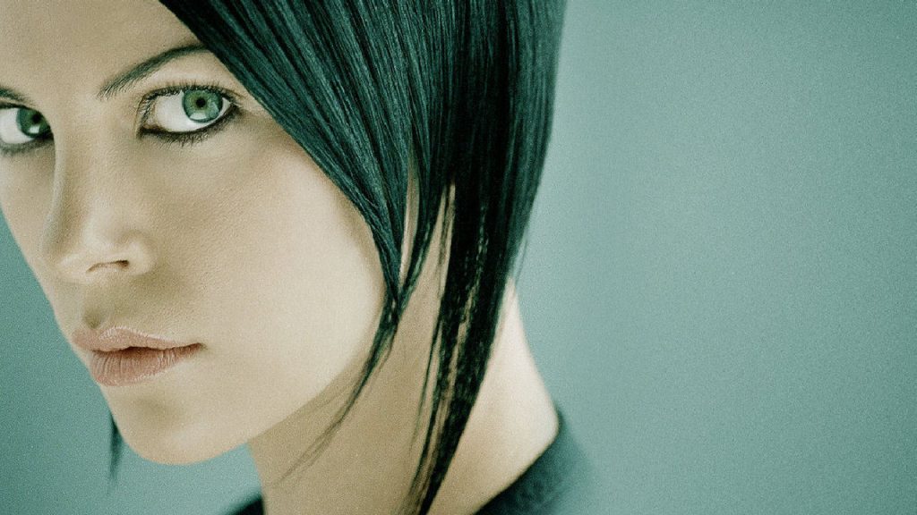 æon Flux - Il Futuro Ha Inizio