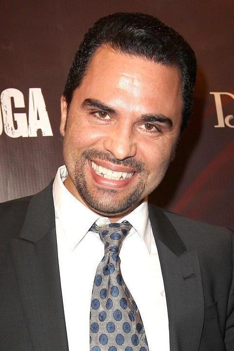 Póster de Manny Pérez