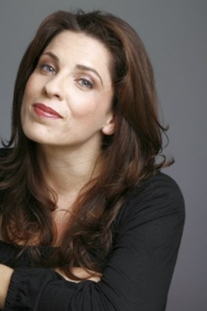 Póster de April Stewart