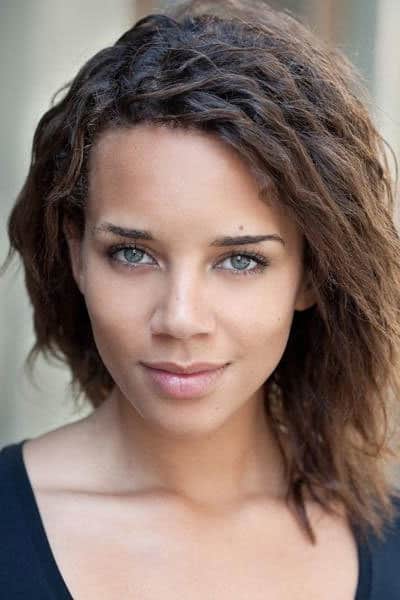 Póster de Hannah John-Kamen
