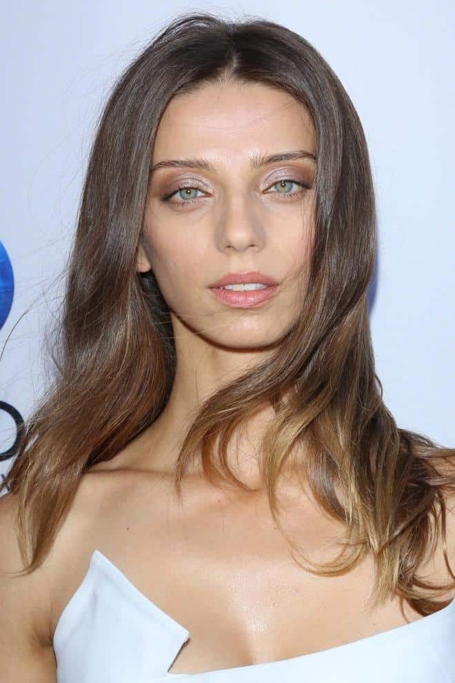 Póster de Angela Sarafyan