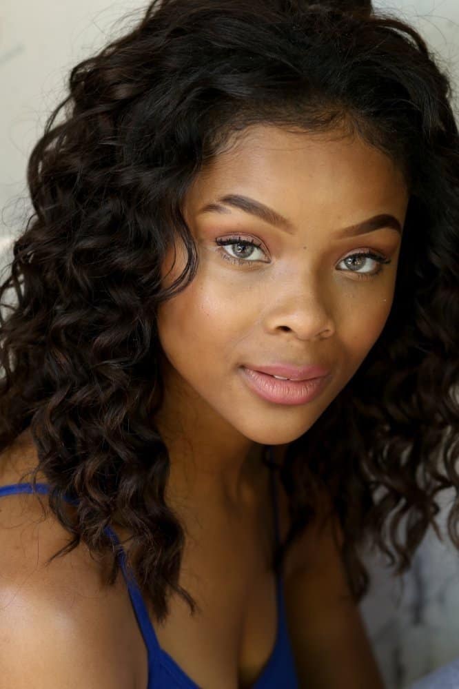 Póster de Ajiona Alexus