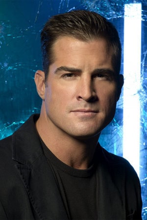 Póster de George Eads