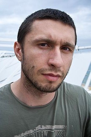 Póster de Dragoș Bucur