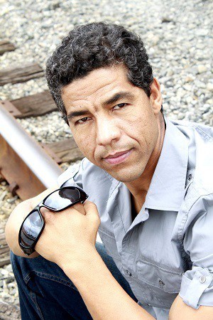 Póster de Alexander Asefa