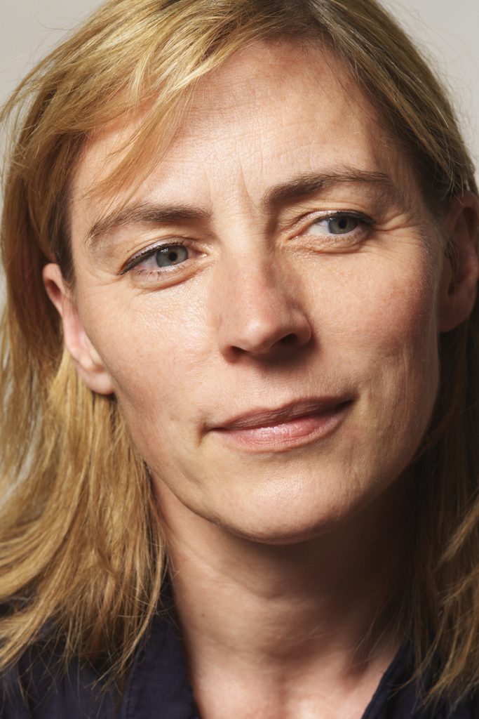 Póster de Saskia Reeves