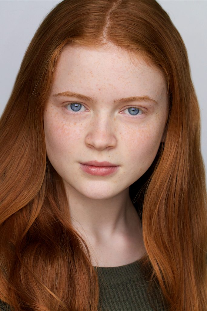 Póster de Sadie Sink