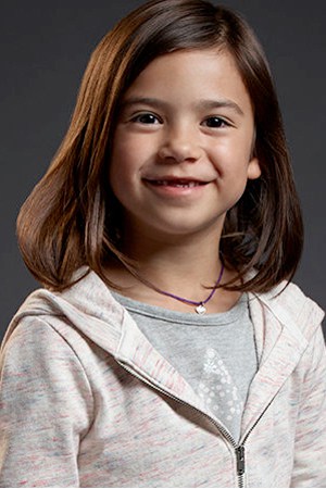 Póster de Scarlett Estevez