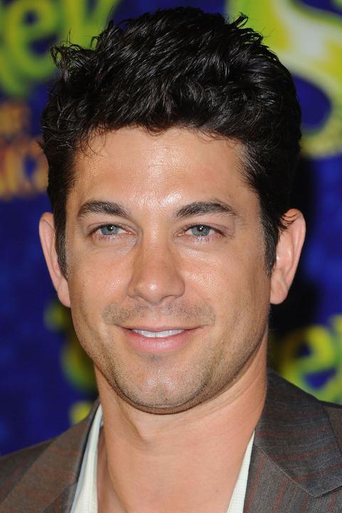 Póster de Adam Garcia