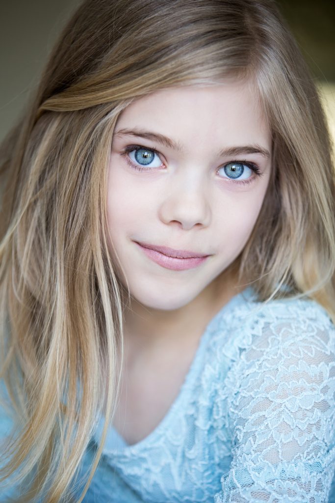 Póster de Elle McKinnon