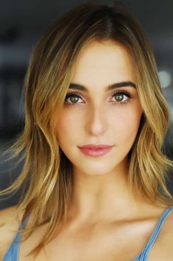 Póster de Lorynn York