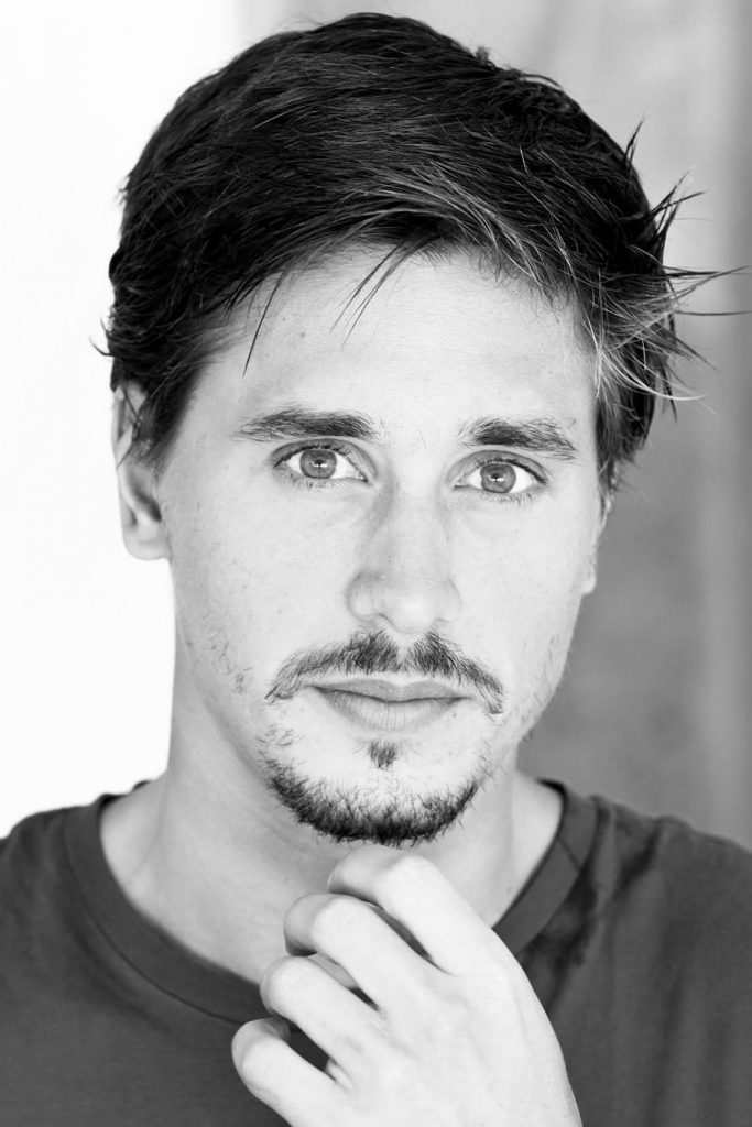 Póster de Ivan Mendes