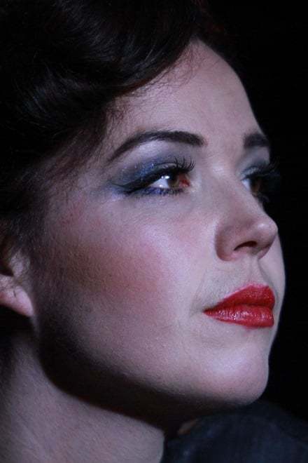 Póster de Madeleine Hyland